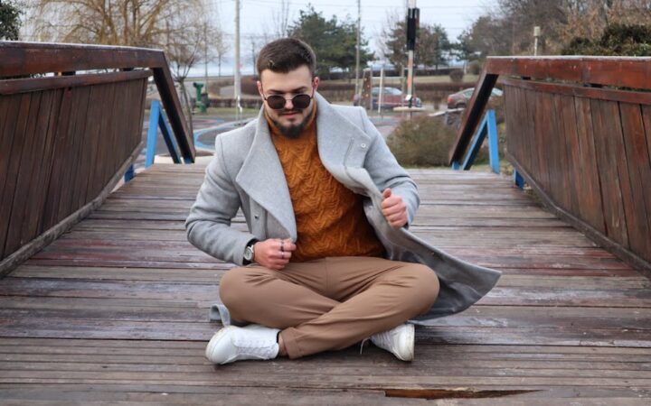 7 Men’s Fashion Faux Pas to Avoid in 2026